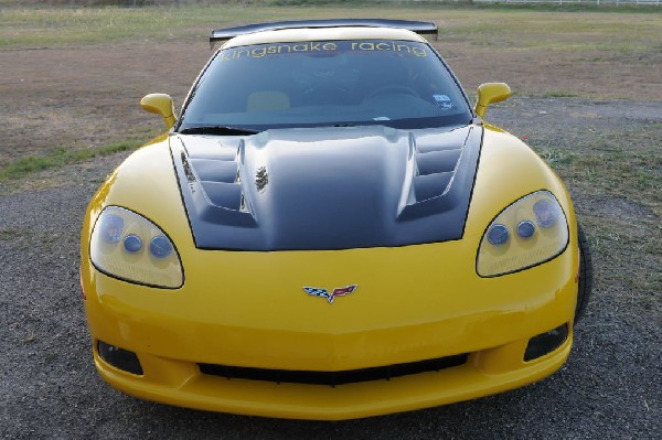 kingsnake racing c6.k after installation of CF wing, CF hood and ZR1 replic