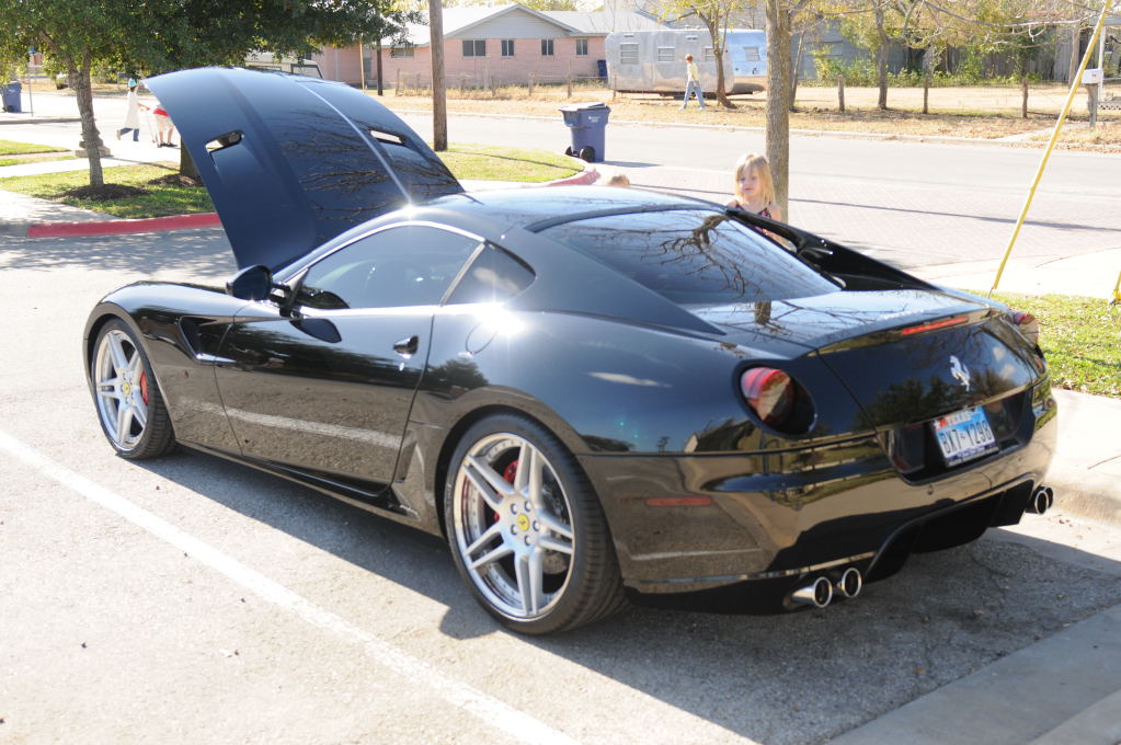 Leander Cars and Coffee Car Show, Leander Texas - 11/28/10 - photo by Jeff