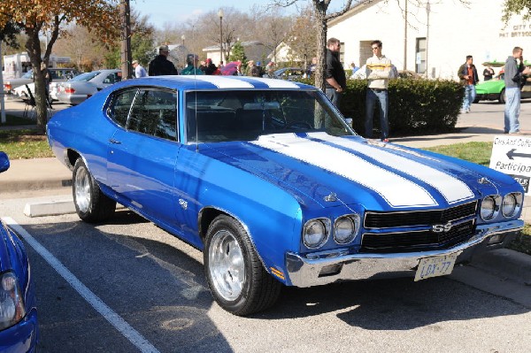 Leander Cars and Coffee Car Show, Leander Texas - 11/28/10 - photo by Jeff