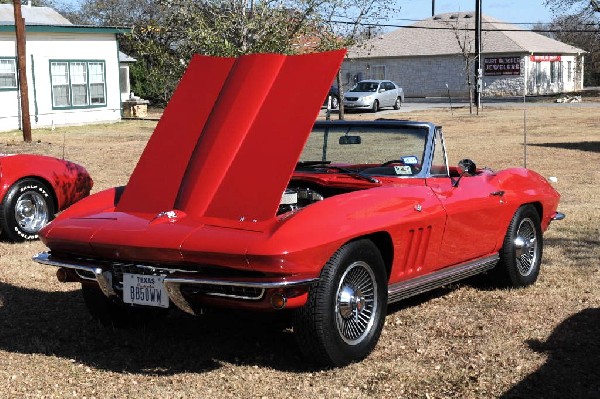 Leander Cars and Coffee Car Show, Leander Texas - 11/28/10 - photo by Jeff