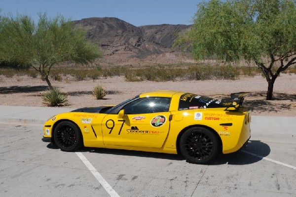 kingsnake racing visits Vivid Racing outside Phoenix