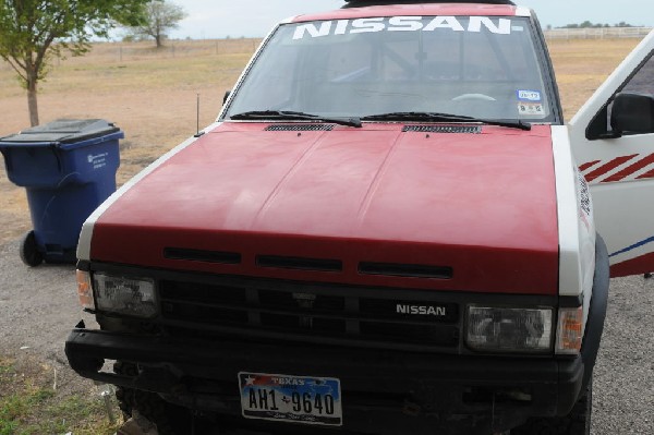 JeffBs 1988 Nissan Desert Runner 4x4 Hardbody Restoration Project - photo b