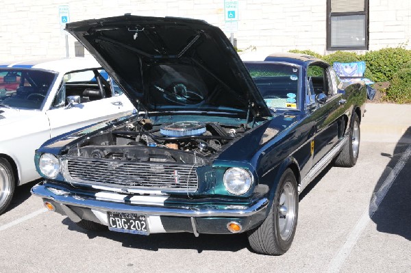 Leander Cars and Coffee Car Show, Leander Texas - 10/31/10 - photo by Jeff