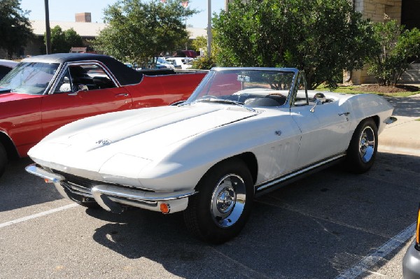 Leander Cars and Coffee Car Show, Leander Texas - 10/31/10 - photo by Jeff